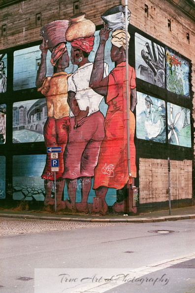 Olympus OM-4 Ti Fuji ISO 200 